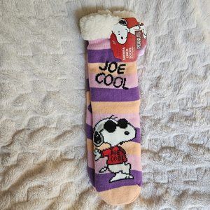 Peanuts Snoopy Joe Cool Sherpa Lined Socks NWT